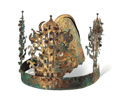 Gilt-bronze crown